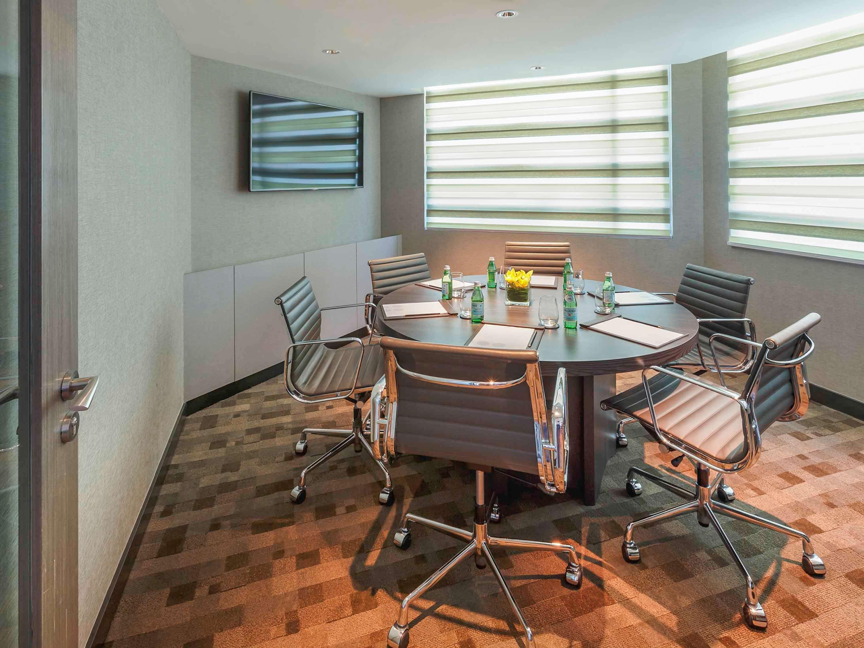 Novotel Manila Araneta City Hotel Quezon City Εξωτερικό φωτογραφία